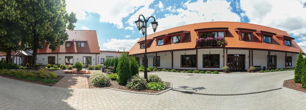 Hotel Folwark Згеж Экстерьер фото