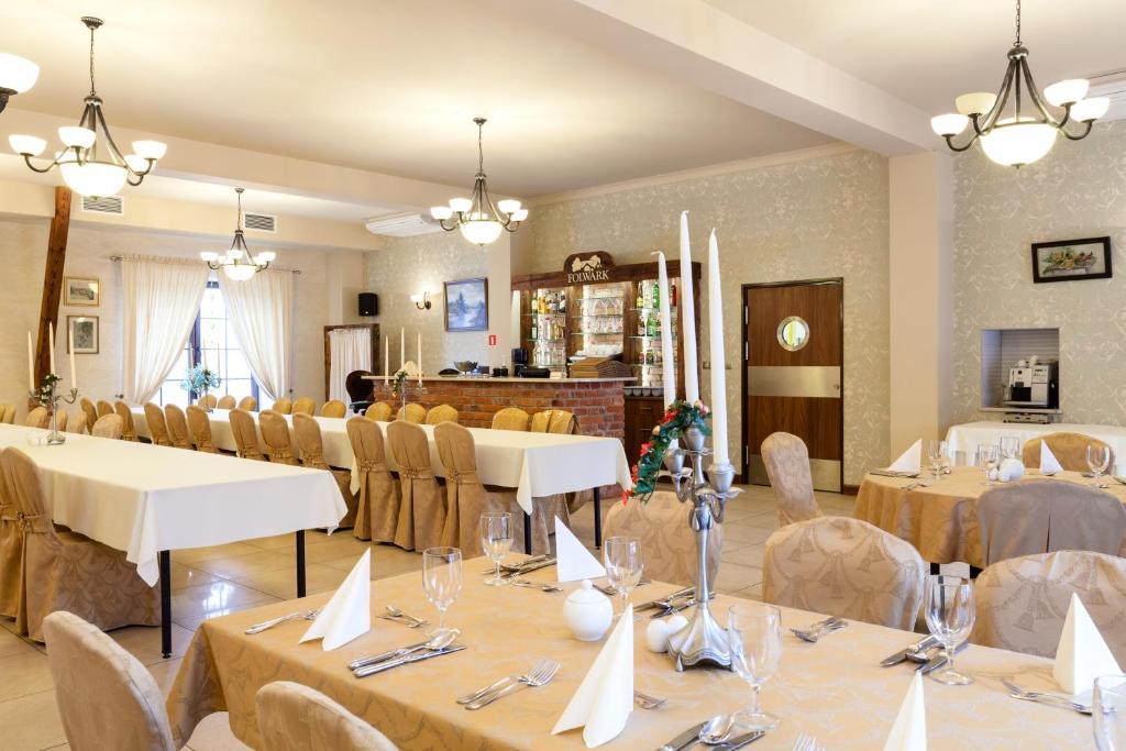 Hotel Folwark Згеж Экстерьер фото