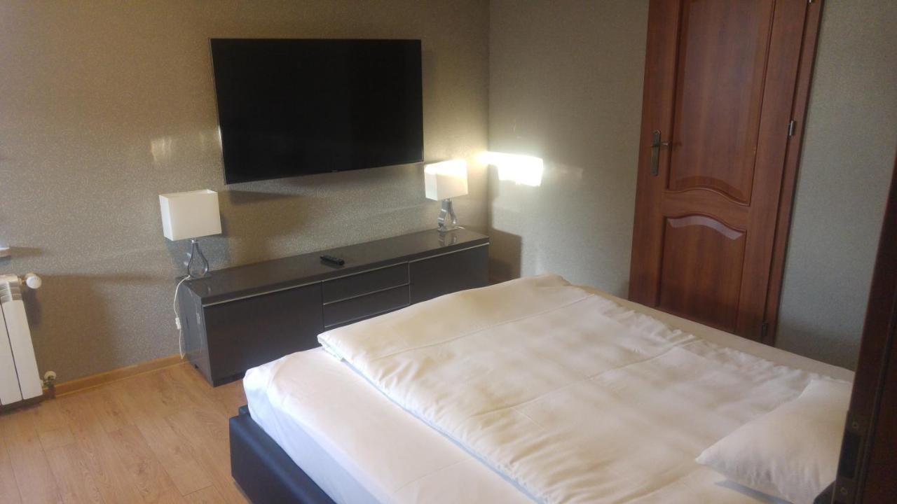 Hotel Folwark Згеж Экстерьер фото
