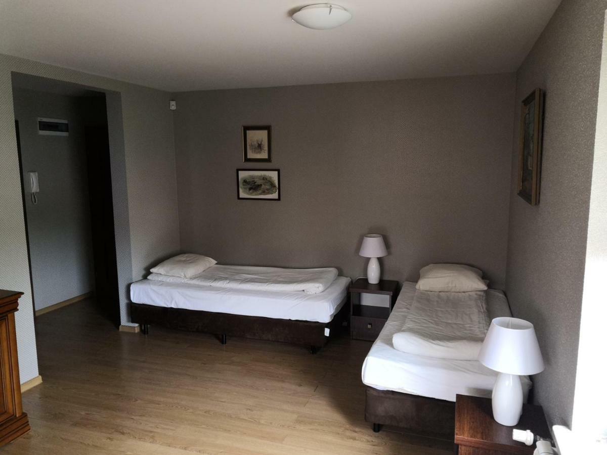 Hotel Folwark Згеж Экстерьер фото
